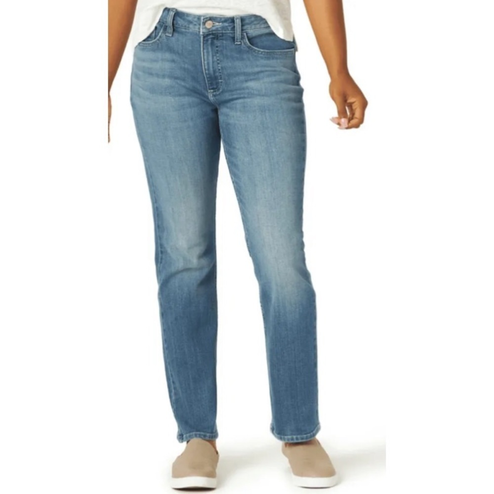 Straight Leg Mid Rise Jeans